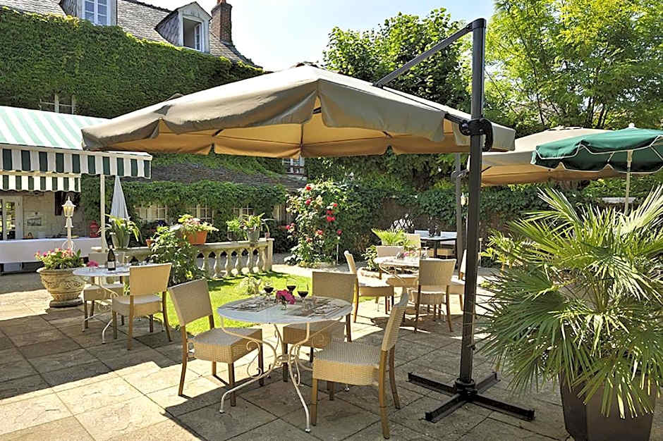 Logis Hôtel Auberge De L'ecole