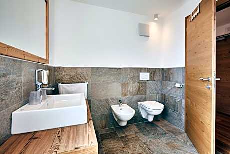 Classic Quadruple Room