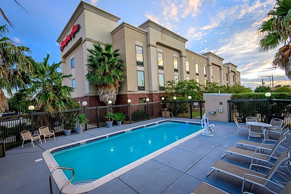 Hampton Inn By Hilton Houston-Pearland