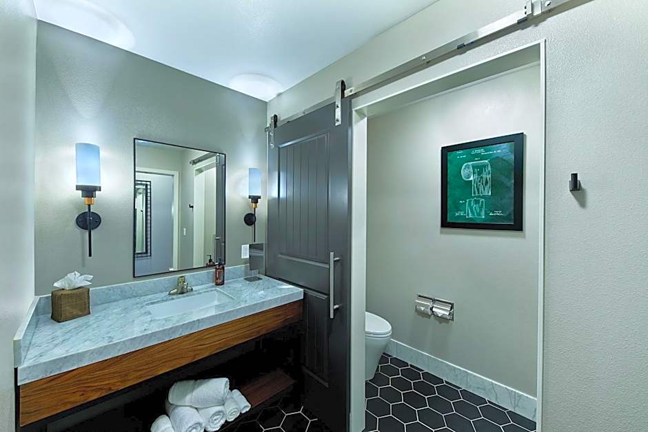 Oxford Suites Paso Robles