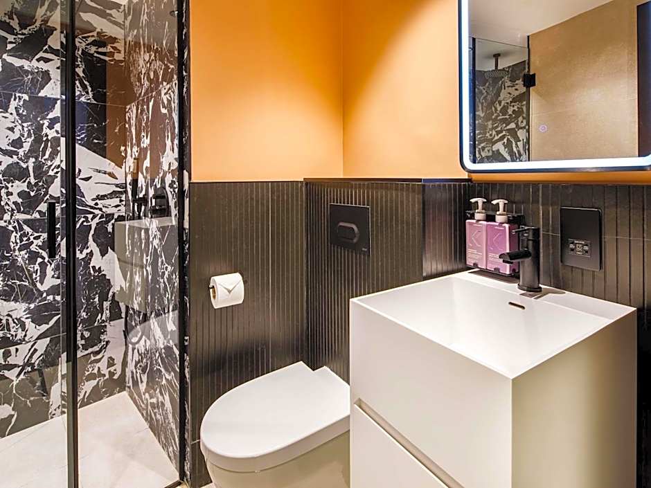 TRIBE Manchester Airport