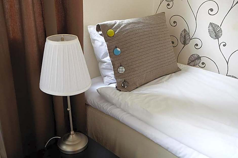 Riverside stay at Hotel - Ängelholm