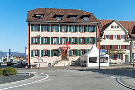 Hotel-Restaurant Weisses Kreuz