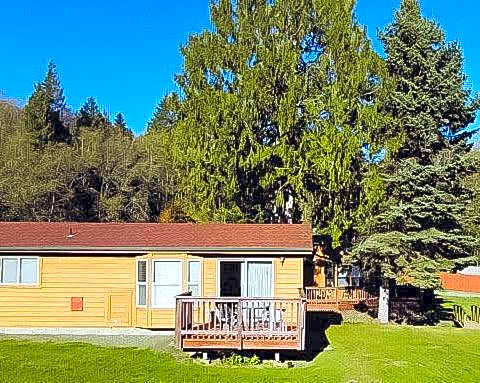 The Waterfront at Potlatch