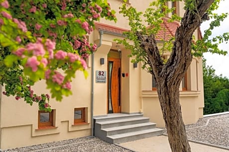 Apartamenty, Boutique Rooms Villa 82, MIEJSCE PRKINGOWE