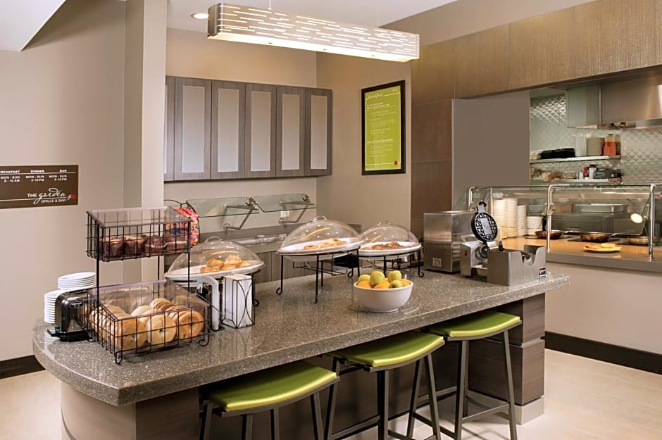 Hilton Garden Inn College Station