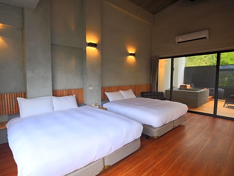 Sunshine Hot Spring B&B