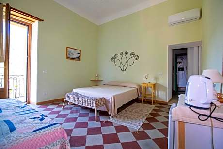 Triple Room with Balcony