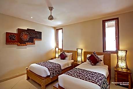 Three-Bedroom Villa with Private Pool and Free Floating Breakfast