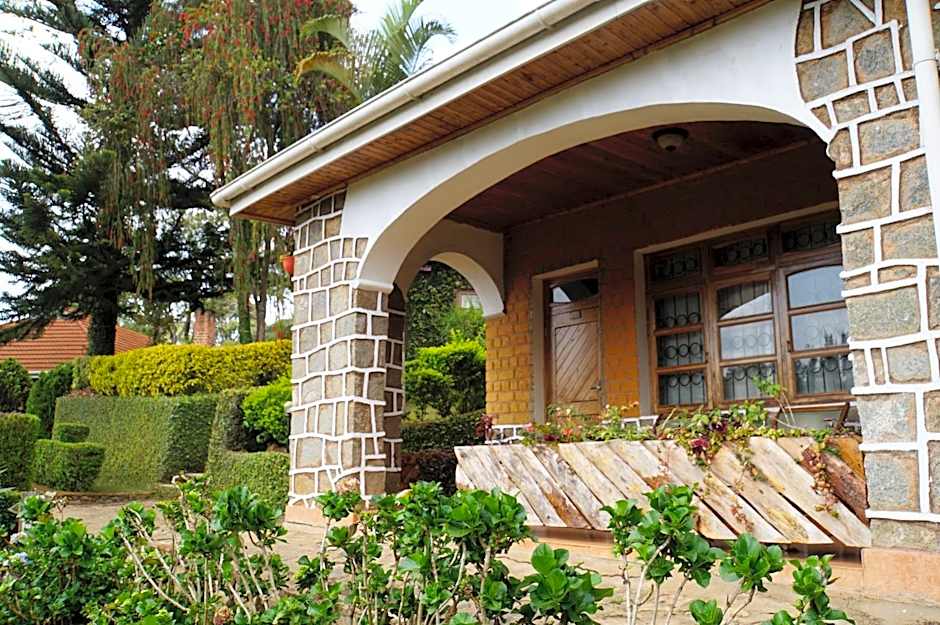 LUSHOTO EXECUTIVE LODGE