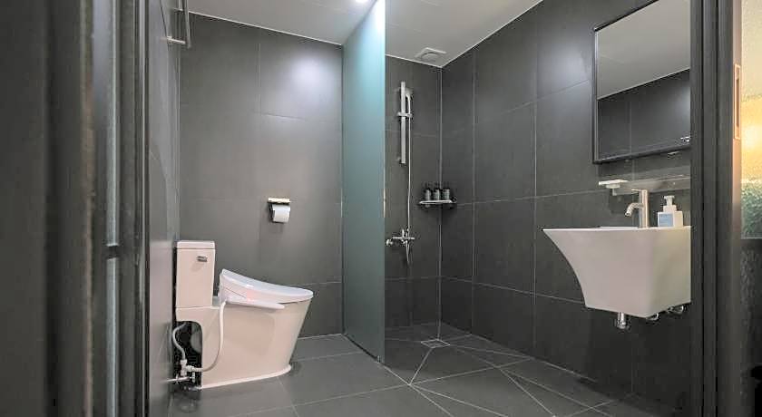 Mitasuya Ryokan Hotel Gumi by Aank