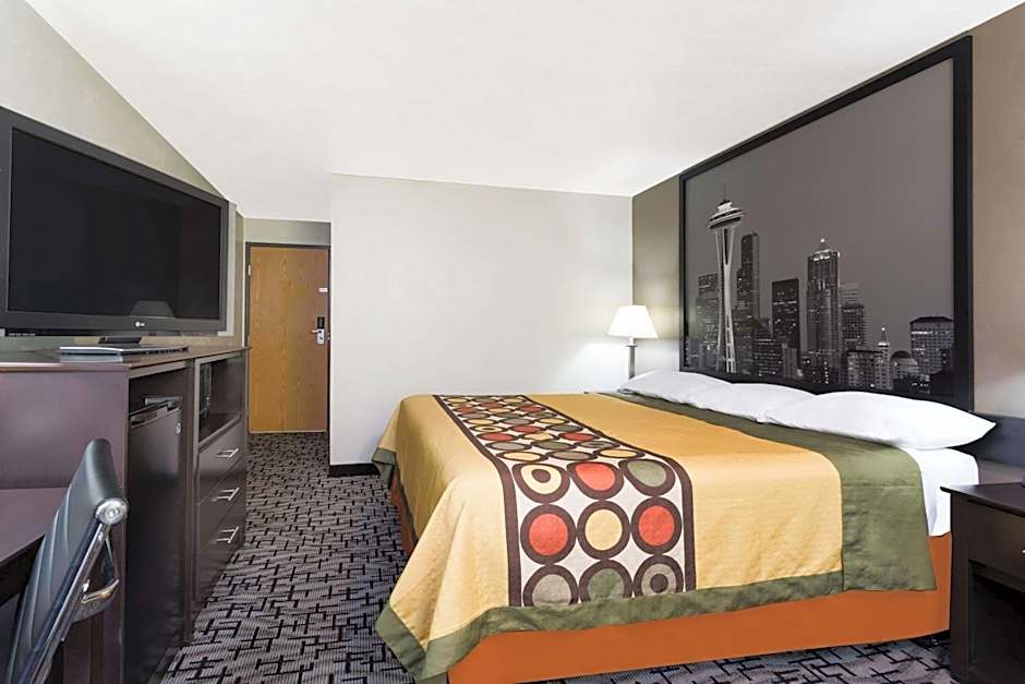 Super 8 by Wyndham Bremerton