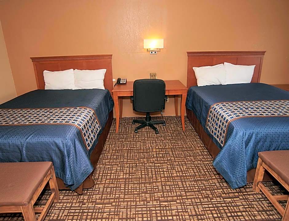 Hollow Inn and Motel