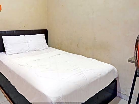 Hotel O Pelita StayNearAnugrah Sinar Lautan