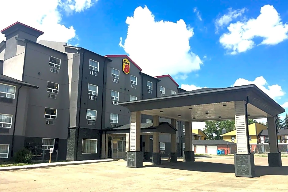 Super 8 by Wyndham Regina