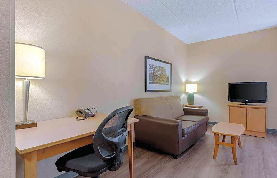 Extended Stay America Suites - Dallas - Las Colinas - Meadow Creek Dr.