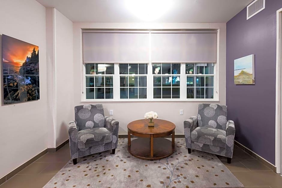 Microtel Inn & Suites Windham