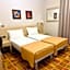 HOTEL Monte Cimone