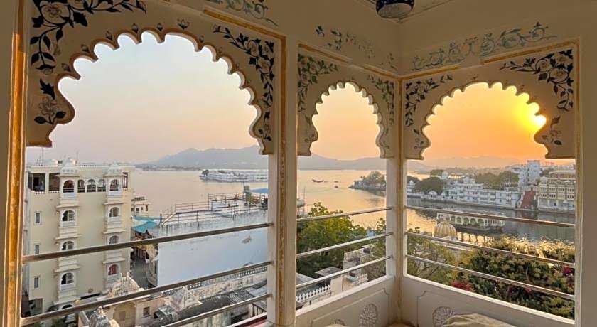 Mewar Haveli A Traditional Hotel