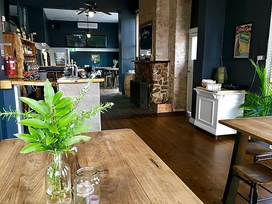 The Grand Hotel Healesville