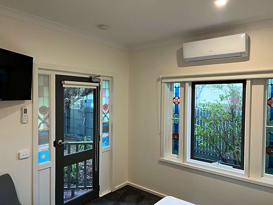 BENDIGO BOTANIC MOTEL- Oil Friendly Price