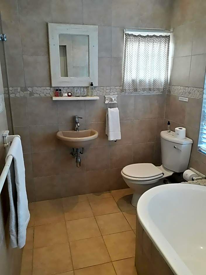 Whales Way Ocean Retreat