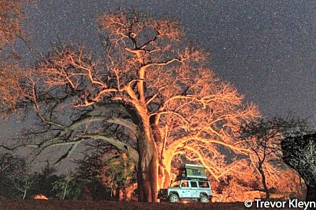 Nthakeni Bush & River Camp