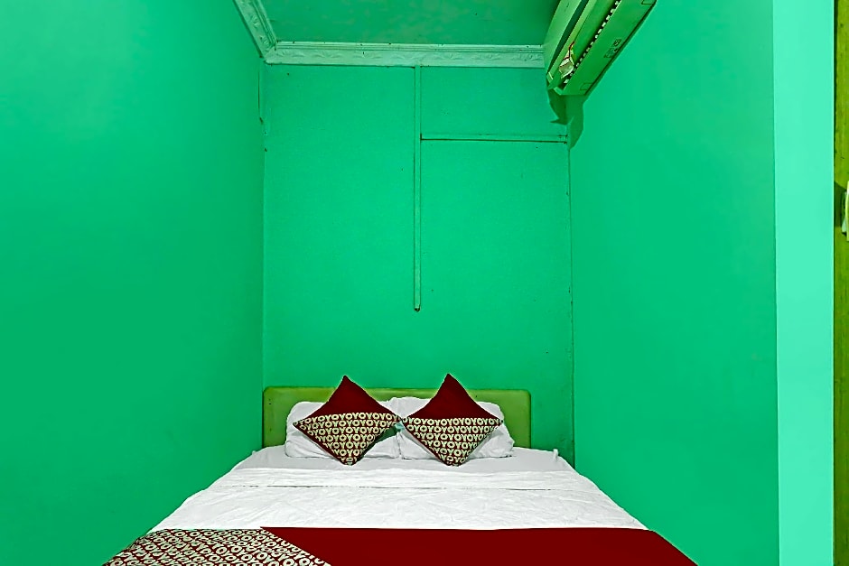 OYO 92496 Faraas Homestay Syariah