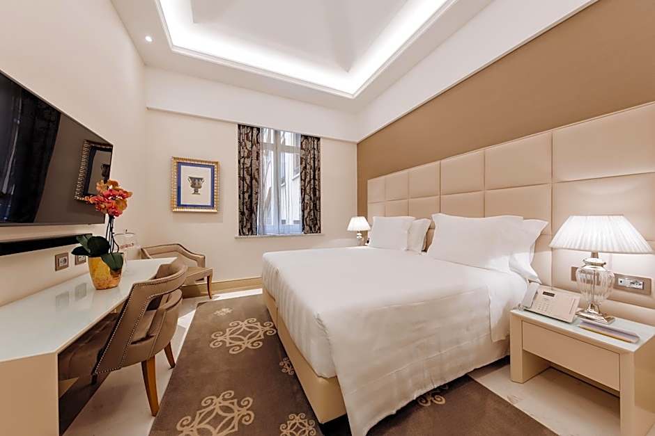 Aleph Rome Hotel, Curio Collection By Hilton