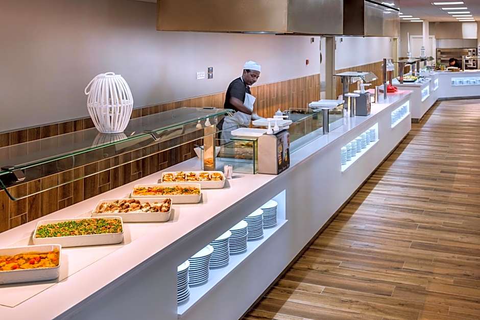 Hotel Oasis Park Splash