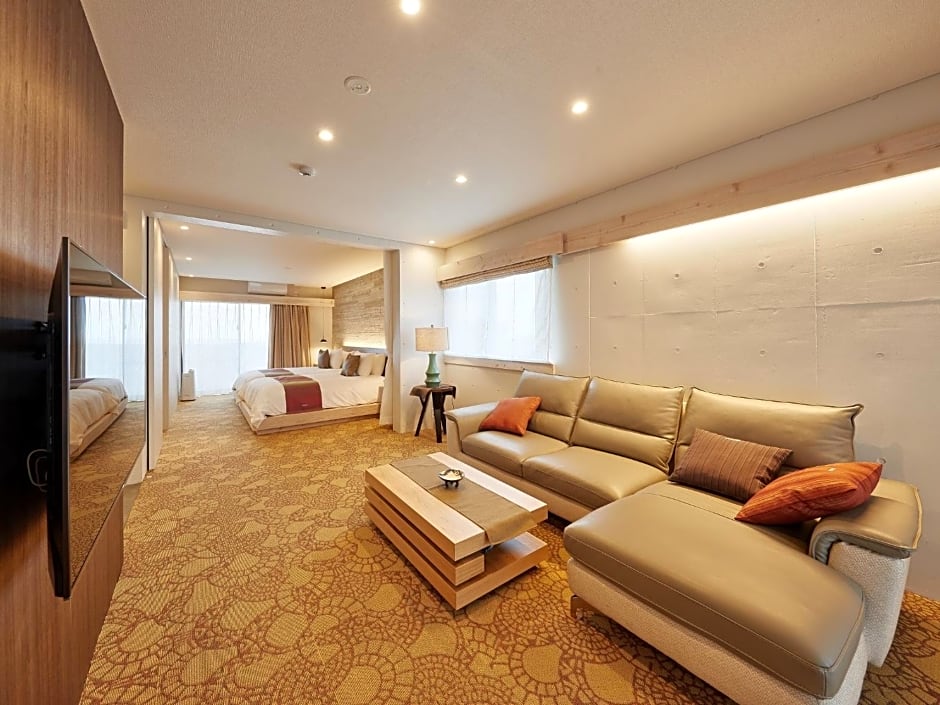 Yomitan Condhotel ND