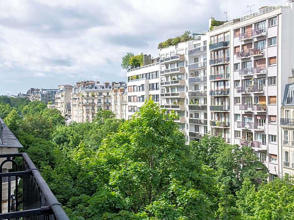 Mercure Paris Montparnasse Raspail