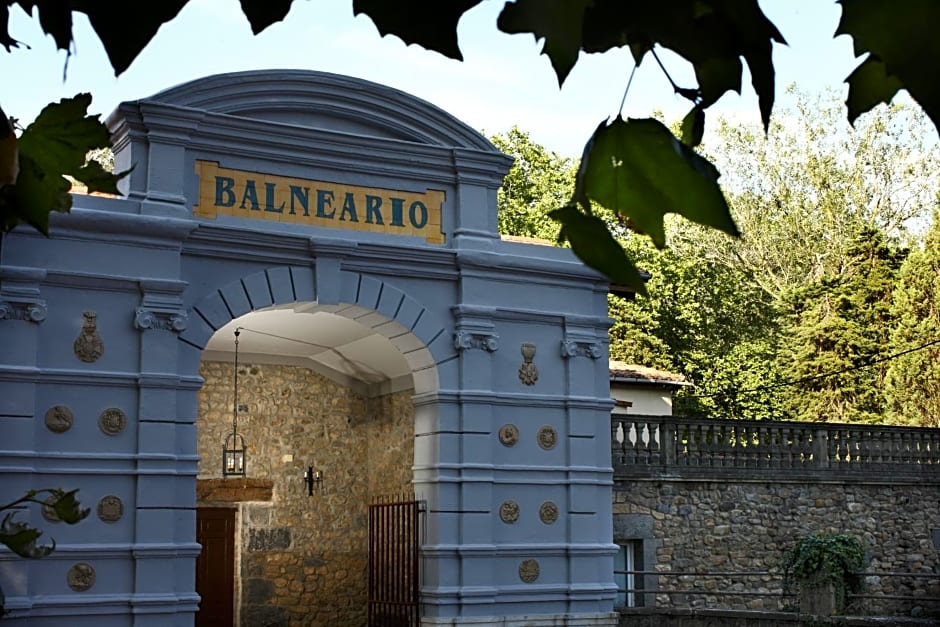 Hotel Balneario De Alceda