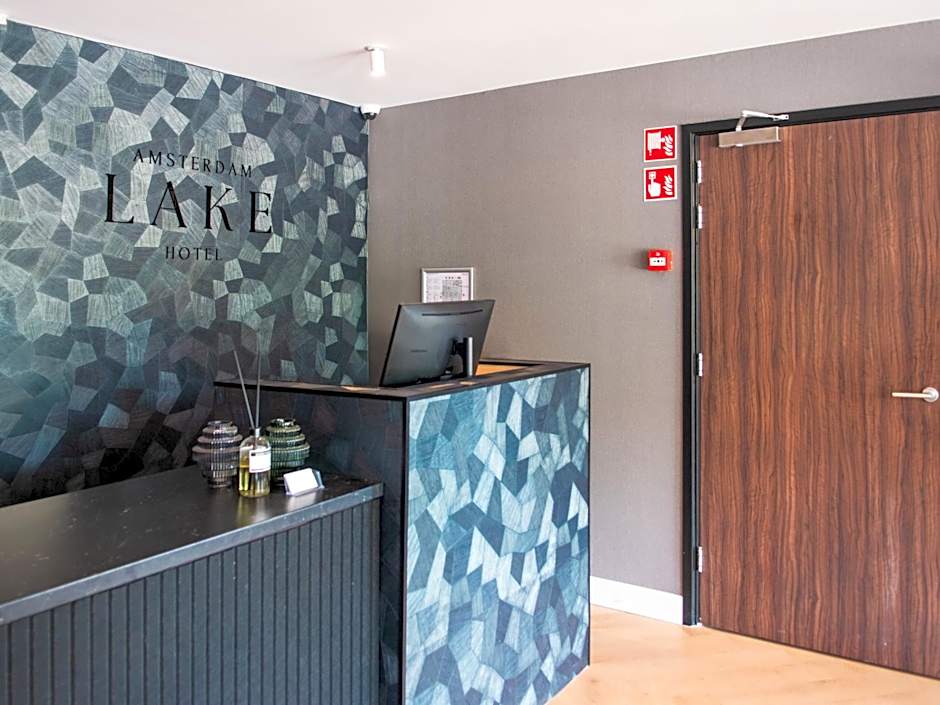 Amsterdam Lake Hotel