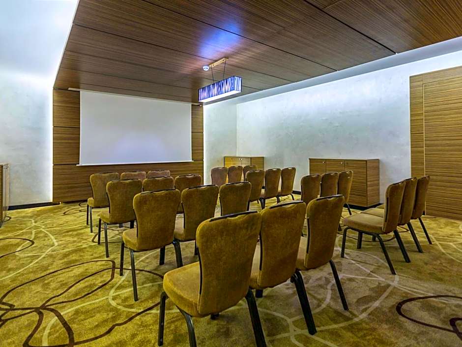 Mövenpick Hotel du Lac Tunis