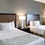 La Quinta Inn & Suites by Wyndham Biloxi