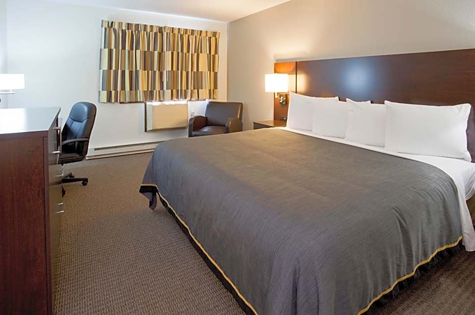 Fargo Inn and Suites
