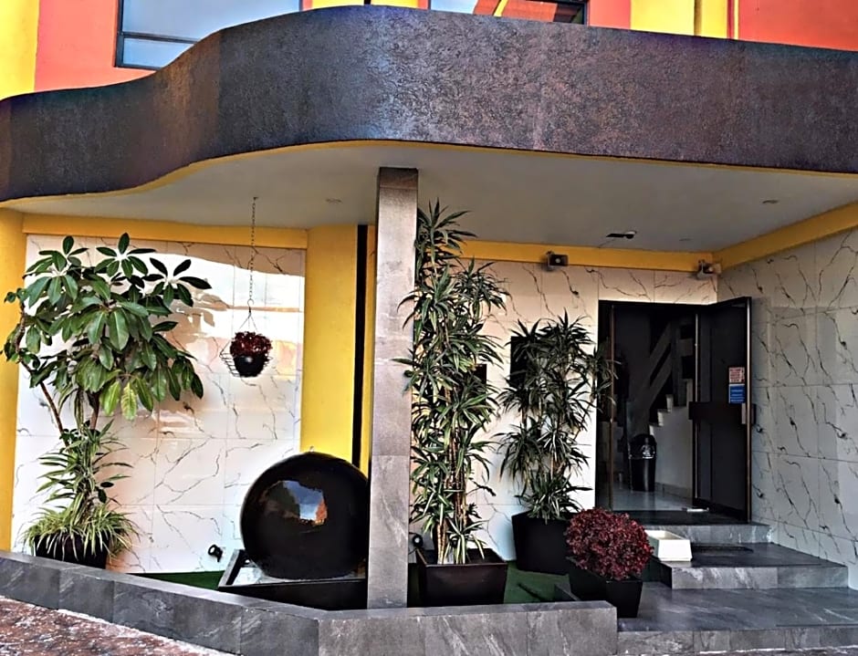 Hotel Rossel Plaza