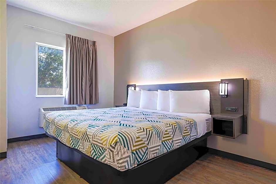 Motel 6-Albuquerque, NM - North