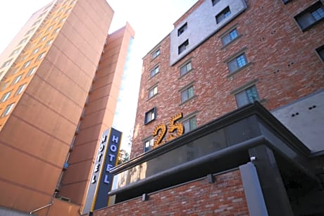 25 Hotel Uiwang