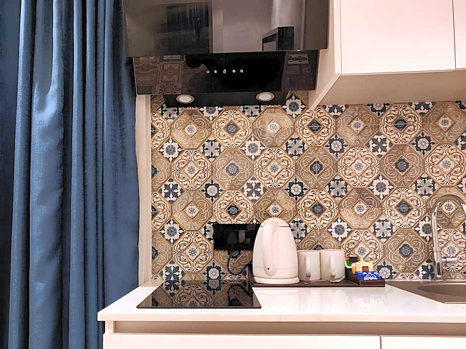 Bloom Boutique I GK1