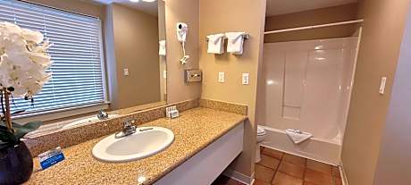 Standard Queen Room with Two Queen Beds