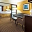 Holiday Inn Express and Suites Allentown West By IHG