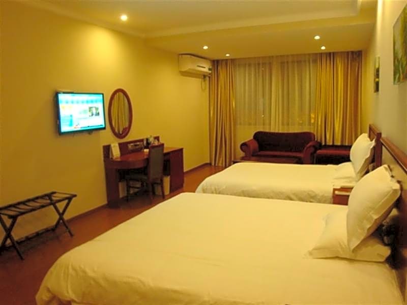 GreenTree Inn Changshu Fangta Park Pedestrian Street Business Hotel