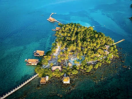 Full Moon Island Resort