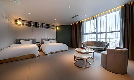 City View Twin Suite