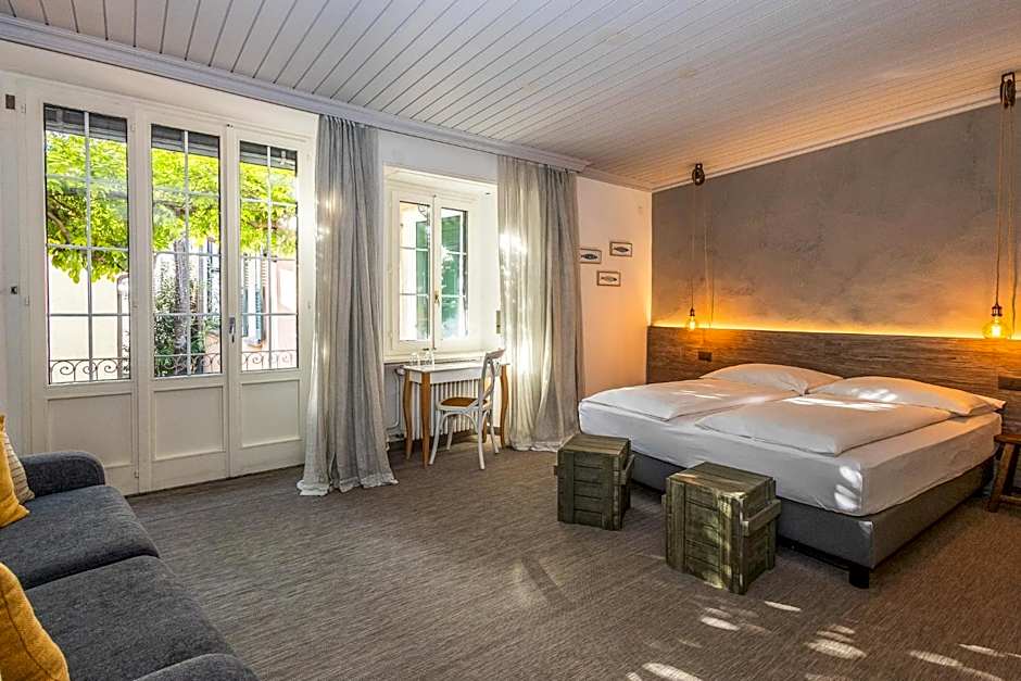 Seven Boutique Hotel