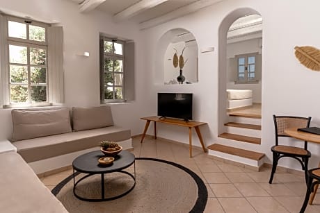 Suite with Outdoor Jacuzzi