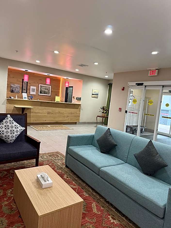 Country Inn & Suites by Radisson, Elgin, IL