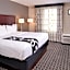 La Quinta Inn & Suites by Wyndham Indianapolis South